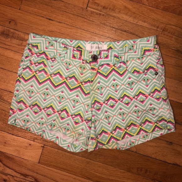 CP Jeans Pants - CP Jeans - Shorts CP Jeans Pants - CP Jeans - Shorts